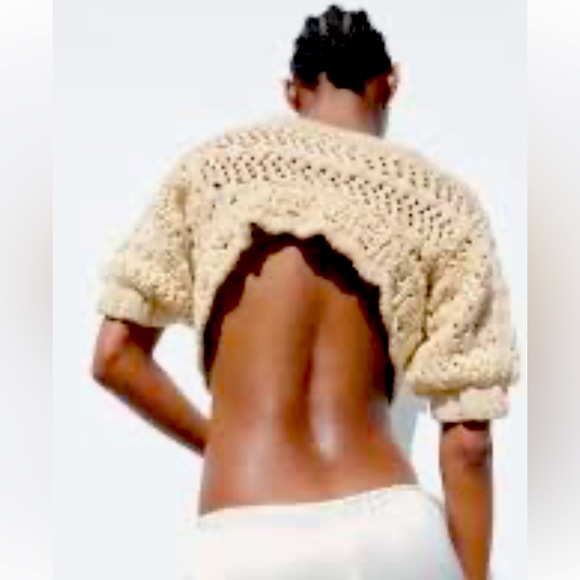 Open back knit sweater - Picture 1 of 4